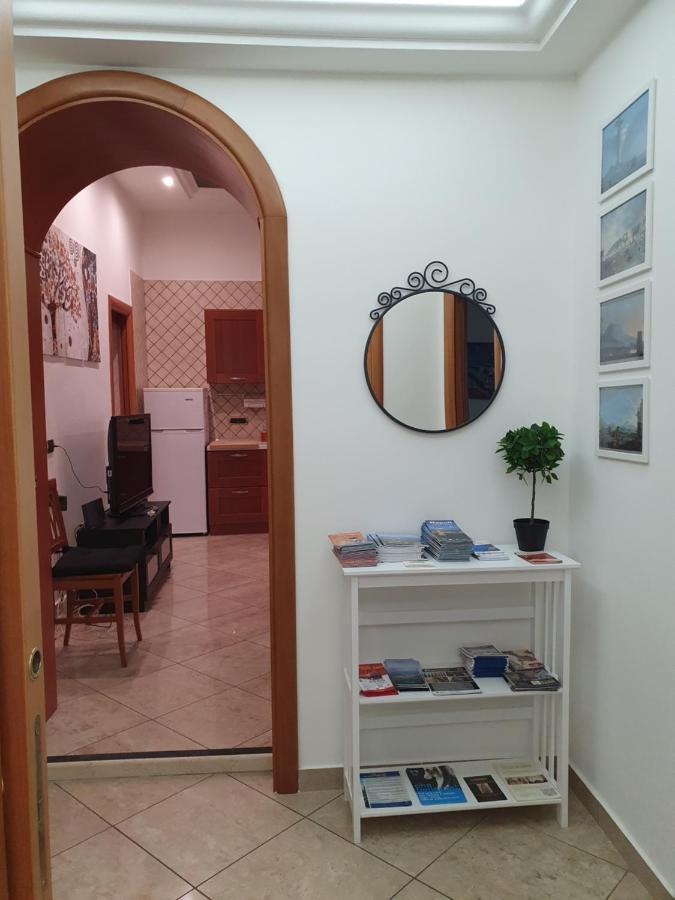 Lazzarella House Apartment Napoli Bagian luar foto