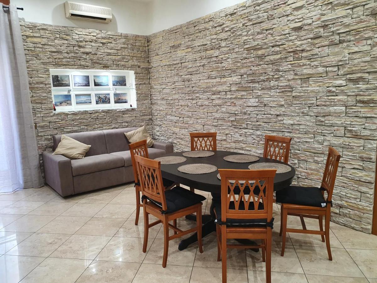 Lazzarella House Apartment Napoli Bagian luar foto